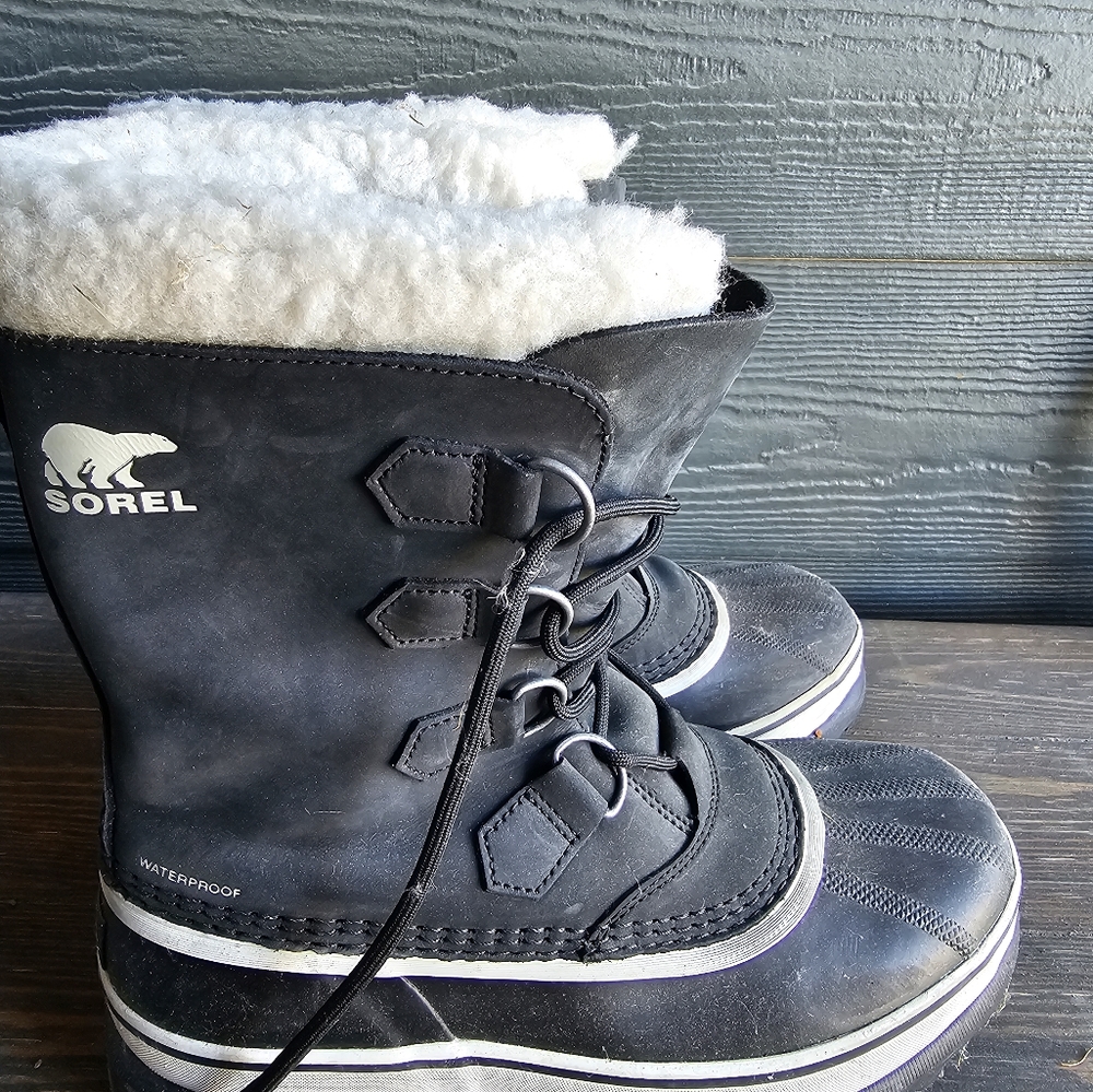 Sorel Black Leather Snow  Boots Women's US sz. 9